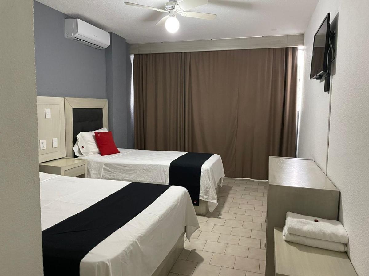 Oyo Hotel Italia Aguascalientes Dış mekan fotoğraf