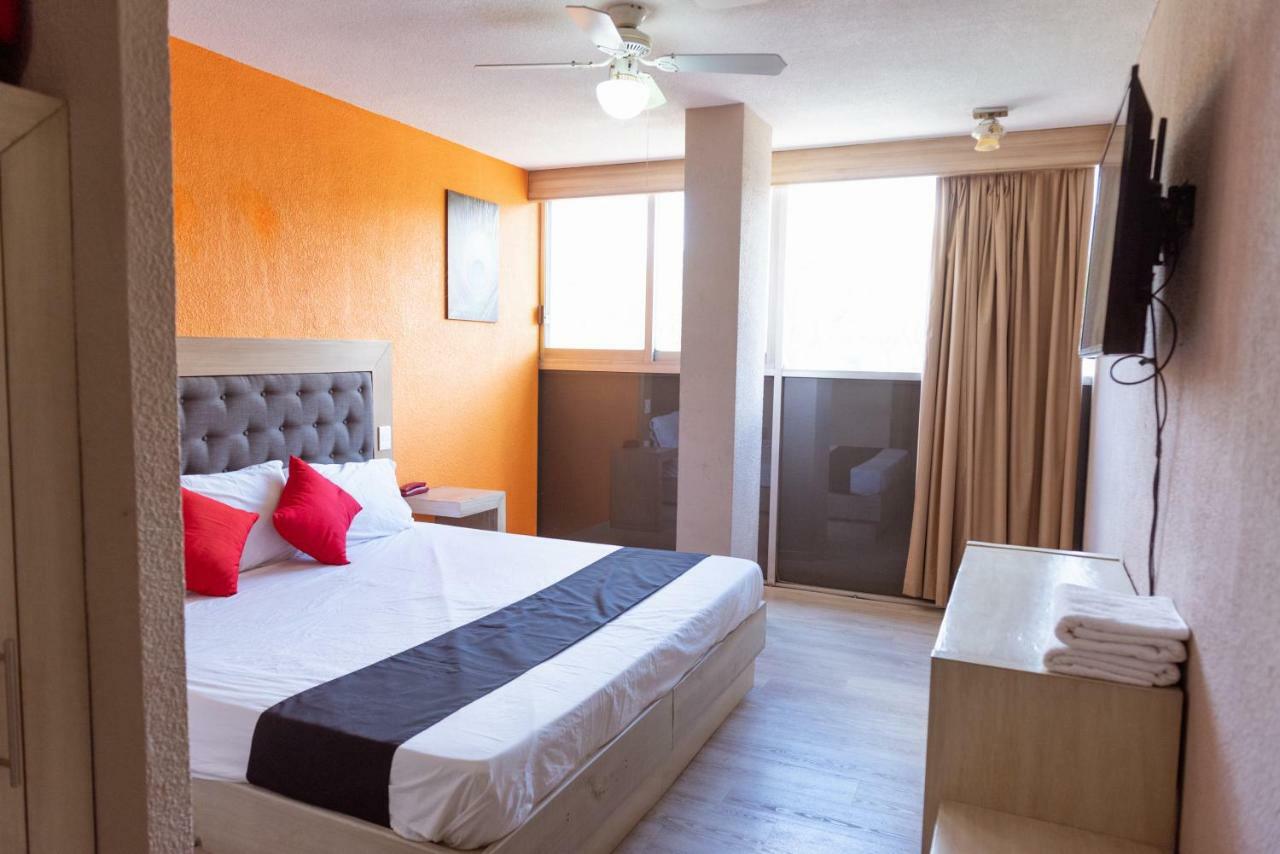 Oyo Hotel Italia Aguascalientes Dış mekan fotoğraf