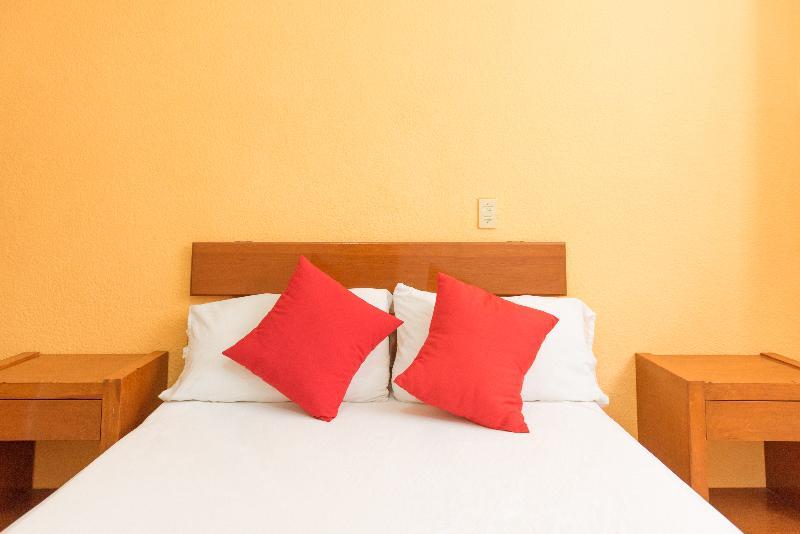 Oyo Hotel Italia Aguascalientes Dış mekan fotoğraf